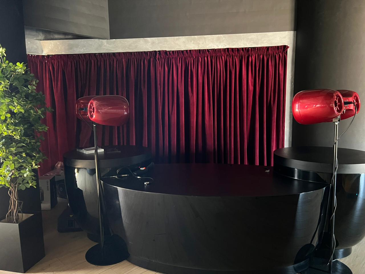 Дизайн интерьера V-BAR VИНОГРАД